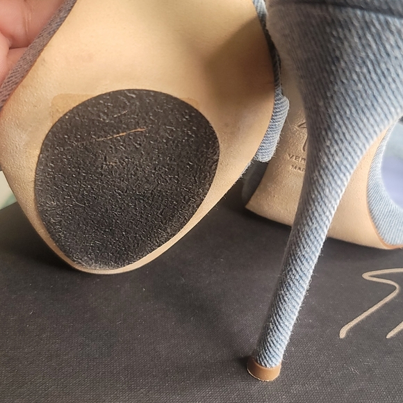 Authentic Giuseppe Zanotti cruel summer wing shoes hight heel Bule unique size36 - Picture 5 of 9